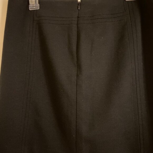 Ann Taylor LOFT Black Stretch Knit Lined Pencil Straight All Season Skirt Size 8 - Picture 4 of 7